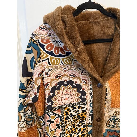 Comfyluxe Shacket Sweater Jacket Cardigan OS Eye Catching Artsy Boho Faux Fur - Picture 3 of 7